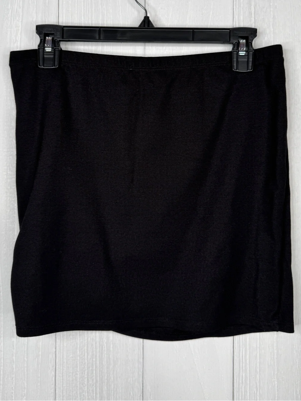 Hatch Maternity Black Ruched-Side Mini Skirt - Picture 4 of 8